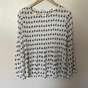 ❤️ NWOT Rose + Olive Heart Blouse. Small
